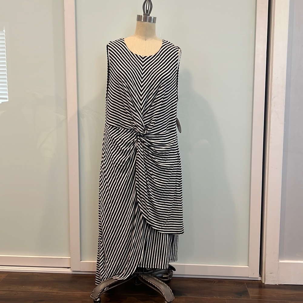 Soma dress XL. Black and white stripes. Double lined. Sleeveless stretch